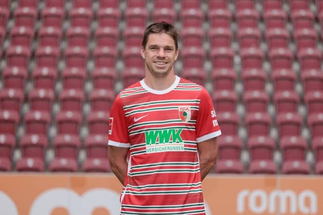 Raphael Framberger FC Augsburg 1 BL, Porträttermin 2022 2023,