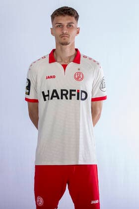 Moritz Römling Rot Weiss Essen 3 Liga Porträttermin 2022 2023