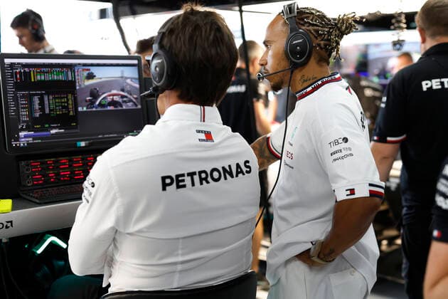 Toto Wolff AUT, Mercedes AMG Petronas F1 Team , 44 Lewis Hamilton GBR, Mercedes AMG Petronas F1 Team , F1 Grand Prix of France at Circuit Paul Ricard on July 22, 2022 in Le Castellet, France Photo by HOCH ZWEI Le Castellet France