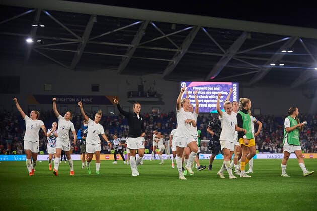 England v Spain: Quarter Final - UEFA Women s EURO 2022 England players celebrate victory after the UEFA Women s Euro England 2022 Quarter Final match between England and Spain at Brighton & Hove Community Stadium on July 20, 2022 in Brighton, United Kingdom. Brighton England  Copyright: xJosexBretonx originalFilename:breton-englandv220720_npkDQ.jpg