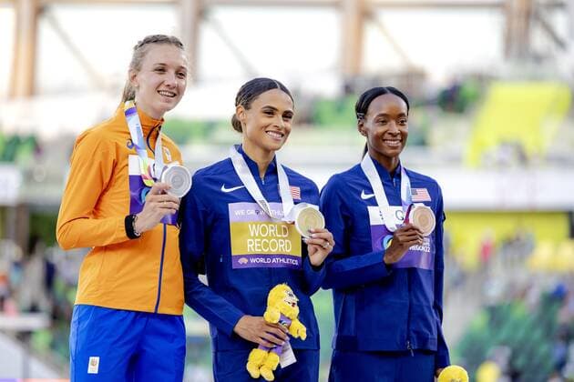 Athletics, World Championships in Eugene, Womens 400m Hurdles, Award Ceremony