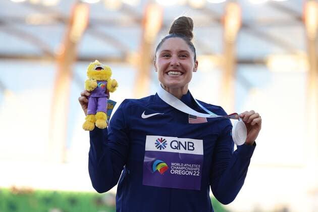 Mandatory Credit: Photo by Amanda Loman Shutterstock (13037097t) Silver-medallist Kara Winger, of the United States, during the medal ceremony for the women s javelin throw 2022 World Athletics Championships, Day Eight Hayward Field, Eugene, Oregon, USA - 22 Jul 2022 2022 World Athletics Championships, Day Eight Hayward Field, Eugene, Oregon, USA - 22 Jul 2022  Copyright: xAmandaxLoman Shutterstockx 13037097t