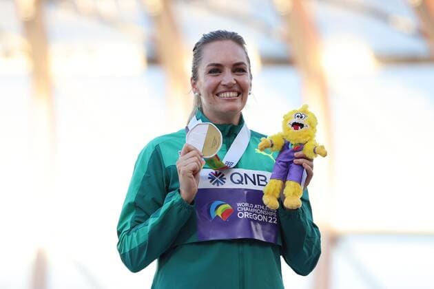 Mandatory Credit: Photo by Amanda Loman Shutterstock (13037097v) Gold-medallist Kelsey Lee Barber, of Australia, during the medal ceremony for the women s javelin throw 2022 World Athletics Championships, Day Eight Hayward Field, Eugene, Oregon, USA - 22 Jul 2022 2022 World Athletics Championships, Day Eight Hayward Field, Eugene, Oregon, USA - 22 Jul 2022  Copyright: xAmandaxLoman Shutterstockx 13037097v