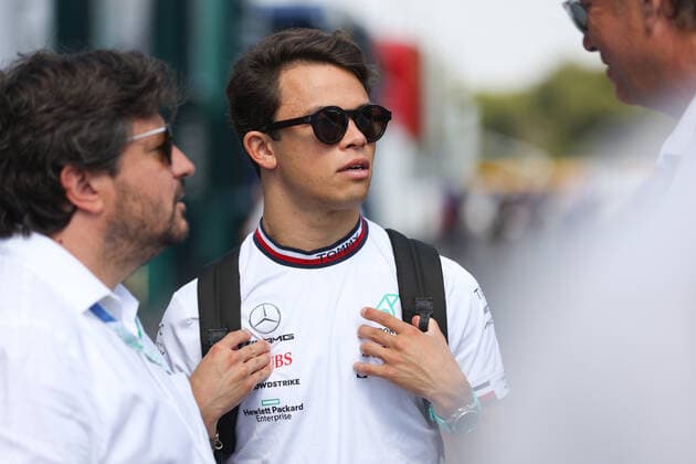 DE VRIES Nyck (ned), Reserve Driver of Mercedes AMG F1 Team testing the Williams Racing FW44, portrait during the Formula 1 Lenovo Grand Prix de France, French Grand Prix 2022, 12th round of the 2022 FIA Formula One World Championship, WM, Weltmeisterschaft from July 22 to 24, 2022 on the Circuit Paul Ricard, in Le Castellet, France - F1 - FRENCH GRAND PRIX 2022 DPPI Panoramic  00122028_AV6_1843