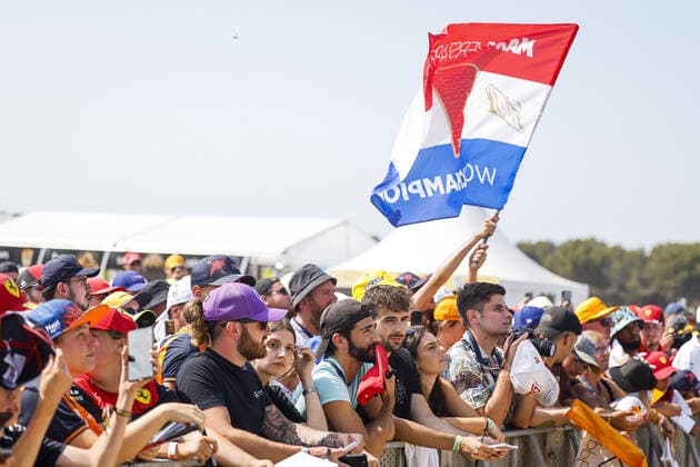 Fans, Fan Forum Pilotes F1 during the Formula 1 Lenovo Grand Prix de France, French Grand Prix 2022, 12th round of the 2022 FIA Formula One World Championship, WM, Weltmeisterschaft from July 22 to 24, 2022 on the Circuit Paul Ricard, in Le Castellet, France - F1 - FRENCH GRAND PRIX 2022 DPPI Panoramic  00122028__DEL5158.JPG_