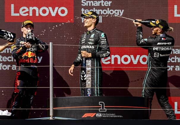LE CASTELLET Max Verstappen Oracle Red Bull Racing , George Russell Mercedes and Lewis Hamilton Mercedes on the podium after the F1 Grand Prix of France at Circuit Paul Ricard on July 24, 2022 in Le Castellet, France REMKO DE WAAL F1 Grand Prix of France Race 2022 xVIxANPxSportx xxANPxIVx 452243520 originalFilename: 452243520.jpg