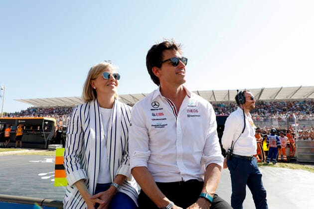 Toto Wolff AUT, Mercedes AMG Petronas F1 Team and his wife Susie Wolff GBR , F1 Grand Prix of France at Circuit Paul Ricard on July 24, 2022 in Le Castellet, France Photo by HOCH ZWEI Le Castellet France
