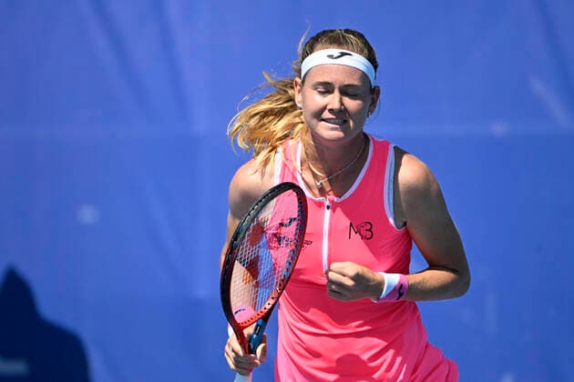 Marie Bouzkova (CZE) playes in the Livesport Prague Open WTA, Tennis Damen women’s tennis tournament match against Sinja Kraus (AUT) in Prague, Czech Republic, July 25, 2022. (CTKxPhoto MichalxKamaryt) CTKPhotoP2022072503741  kmt