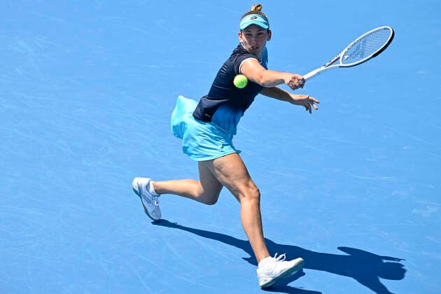 Elise Mertens (BEL) plays in the Livesport Prague Open WTA, Tennis Damen women’s tennis tournament match against Magda Linette (POL) in Prague, Czech Republic, July 25, 2022. (CTKxPhoto MichalxKamaryt) CTKPhotoP2022072504644  kmt