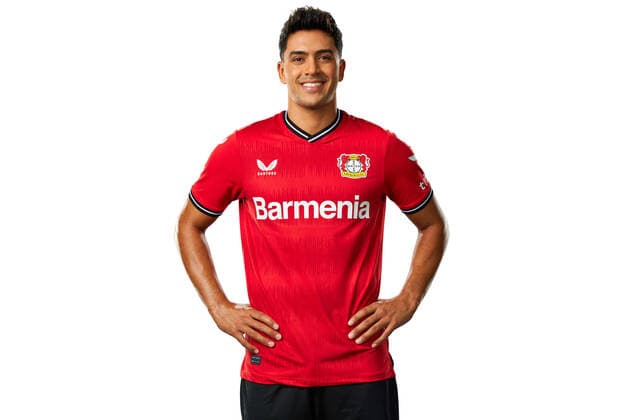 Nadiem Amiri Bayer 04 Leverkusen 1 BL, Porträttermin 2022 2023,