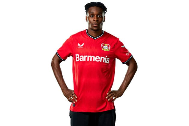 Jeremie Frimpong Bayer 04 Leverkusen 1 BL, port date 2022 2023,