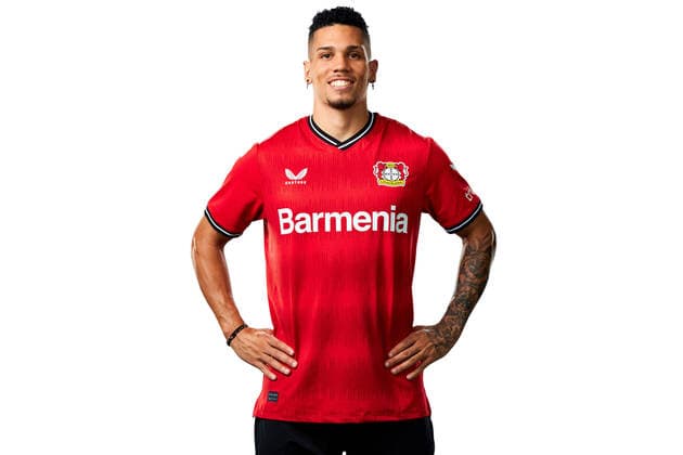Paulinho Bayer 04 Leverkusen 1 BL, port date 2022 2023,
