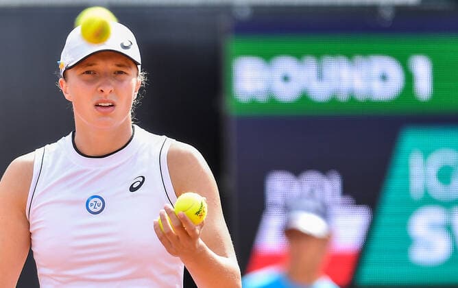 2022.07.27 Warszawa Tenis Mecz: Iga Swiatek - Magdalena Frech WTA250 BNP Paribas Poland Open N z Iga Swiatek Foto Lukasz Sobala PressFocus 2022.07.27 Warsaw Tennis Match: Iga Swiatek - Magdalena Frech Iga Swiatek Credit: Lukasz Sobala PressFocus NEWSPIX.PL --- Newspix.pl POLAND OUT!  20220727PF_LS175
