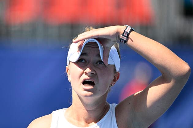 Czech Barbora Krejcikova plays against Nao Hibino of Japan during the Livesport Prague Open WTA, Tennis Damen women’s tennis tournament, round of 16 match in Prague, Czech Republic, July 28, 2022. (CTKxPhoto MichalxKamaryt) CTKPhotoP2022072805540  kmt