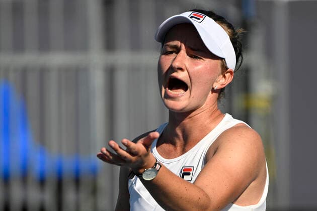 Czech Barbora Krejcikova plays against Nao Hibino of Japan during the Livesport Prague Open WTA, Tennis Damen women’s tennis tournament, round of 16 match in Prague, Czech Republic, July 28, 2022. (CTKxPhoto MichalxKamaryt) CTKPhotoP2022072806446  kmt