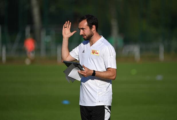 Football, women, season 2022 2023, Regionalliga Nordost, 1 FC Union Berlin, training, co coach Sven Gruel 1 women 1 FC Union , 28 07 2022, Copyright: xMatthiasxKochx