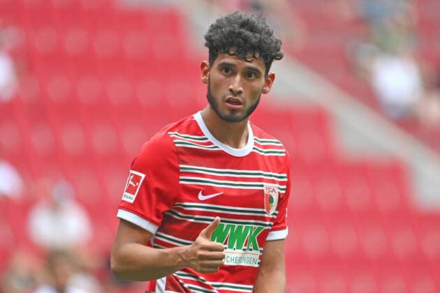 Ricardo Daniel PEPI FC Augsburg , gesture, action,single image,cropped single image,half figure,half figure Football test match FC Augsburg Stades Rennes on 23 07 2022 in Augsburg ,WWK Arena DFL regulations prohibit any use of photographs as image sequences and or quasi video a