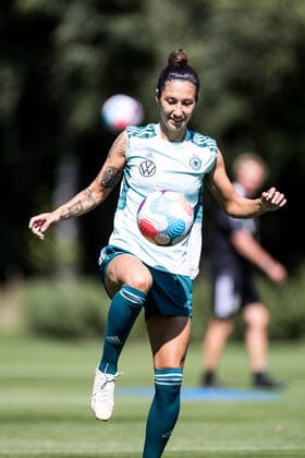 UEFA WOMENS EURO ENGLAND 2022 Training Germany 29 07 2022 Sara Doorsoun Khajeh Germany, 23 UEFA WOMENS EURO ENGLAND 2022 Training Germany The Grove, London, 29 07 2022 Copyright: xBEAUTIFULxSPORTS Wunderlx