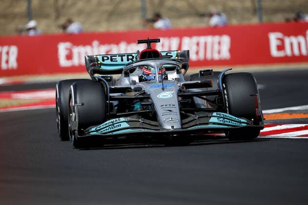 63 RUSSELL George (gbr), Mercedes AMG F1 Team W13, action during the Formula 1 Aramco Magyar Nagydij 2022, Hungarian Grand Prix 2022, 12th round of the 2022 FIA Formula One World Championship, WM, Weltmeisterschaft from July 28 to 31, 2022 on the Hungaroring, in Mogyorod, Hungary - F1 - HUNGARIAN GRAND PRIX 2022 DPPI Panoramic  _F_15014