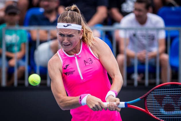 Marie Bouzkova (Czech) in action during the Livesport Prague Open WTA, Tennis Damen women’s tennis tournament, singles, quarterfinal against Oksana Selekhmeteva (Russia), on July 29, 2022, in Prague, Czech Republic. (CTKxPhoto JaroslavxSvoboda) CTKPhotoP2022072904803  SVO 2