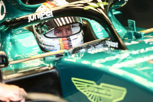 VETTEL Sebastian (ger), Aston Martin F1 Team AMR22, portrait during the Formula 1 Aramco Magyar Nagydij 2022, Hungarian Grand Prix 2022, 12th round of the 2022 FIA Formula One World Championship, WM, Weltmeisterschaft from July 28 to 31, 2022 on the Hungaroring, in Mogyorod, Hungary - F1 - HUNGARIAN GRAND PRIX 2022 DPPI Panoramic  JFR63833
