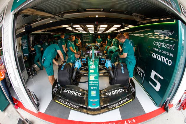 5 Sebastian Vettel DEU, Aston Martin Aramco Cognizant F1 Team , F1 Grand Prix of Hungary at Hungaroring on July 29, 2022 in Budapest, Hungary Photo by HOCH ZWEI Budapest Hungary