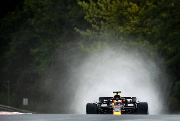 BUDAPEST Max Verstappen Oracle Red Bull Racing in action during practice 3 ahead of the F1 Hungarian Grand Prix at the Hungaroring Circuit on July 30, 2022 in Budapest, Hungary REMKO DE WAAL Second practice 2022 xVIxANPxSportx xxANPxIVx 452477763 originalFilename: 452477763.jpg