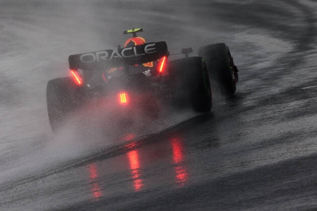 F1 Hungarian Grand Prix Practice 3 Sergio Perez of Red Bull Racing during the third practice before the Formula 1 Hungarian Grand Prix at Hungaroring in Budapest, Hungary on July 30, 2022. Budapest Hungary  Copyright: xJakubxPorzyckix originalFilename:porzycki-f1hungar220730_npEAp.jpg