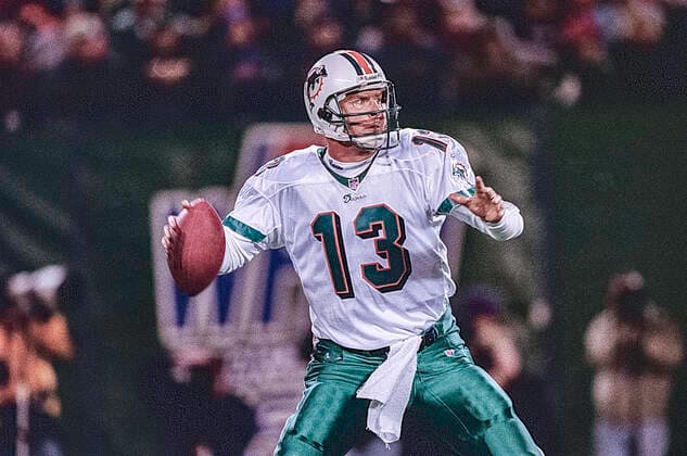 NFL, American Football Herren, USA Football Dan Marino NFL Football Dan Marino quarterback for the Miami Dolphins. Copyright: xDuomo PCNx FO0878_106062