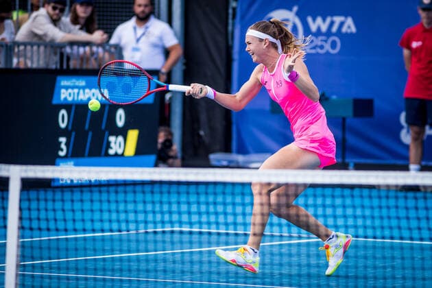 Marie Bouzkova (Czech) in action during the Livesport Prague Open WTA, Tennis Damen women’s tennis tournament, singles, final match against Anastasia Potapova (Russia), on July 31, 2022, in Prague, Czech Republic. (CTKxPhoto JaroslavxSvoboda) CTKPhotoP2022073103012  SVO 5