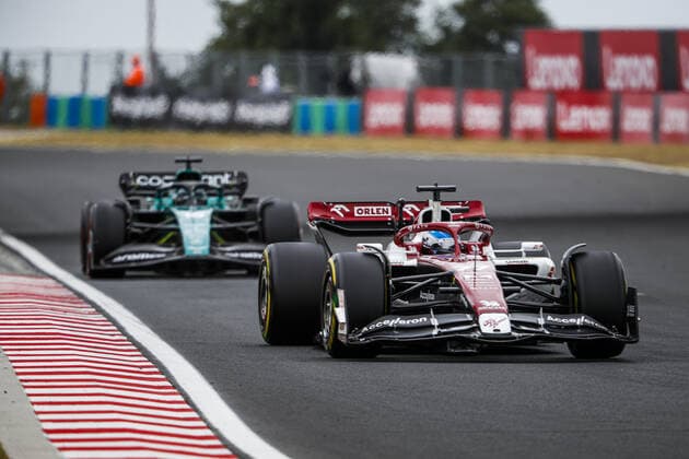 77 BOTTAS Valtteri (fin), Alfa Romeo F1 Team ORLEN C42, action during the Formula 1 Aramco Magyar Nagydij 2022, Hungarian Grand Prix 2022, 12th round of the 2022 FIA Formula One World Championship, WM, Weltmeisterschaft from July 28 to 31, 2022 on the Hungaroring, in Mogyorod, Hungary - F1 - HUNGARIAN GRAND PRIX 2022 - RACE DPPI Panoramic  00122031__V2_7314.JPG_