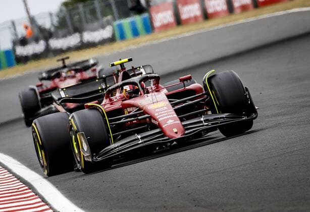 BUDAPEST Charles Leclerc 16 with the Ferrari and Carlos Sainz 55 with the Ferrari during the Hungarian Grand Prix at the Hungaroring Circuit on July 31, 2022 in Budapest, Hungary REMKO DE WAAL Match 2022 xVIxANPxSportx xxANPxIVx 452521796 originalFilename: 452521796.jpg