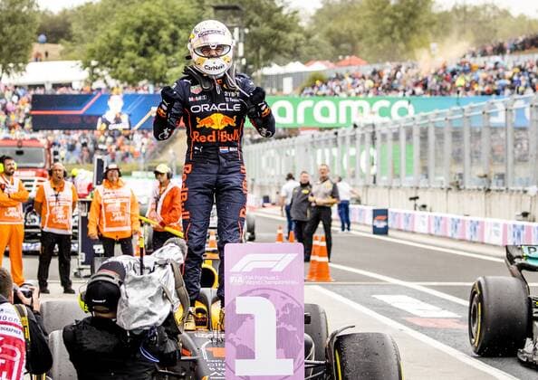 BUDAPEST Max Verstappen 1 reacts after the Hungarian Grand Prix at the Hungaroring Circuit on July 31, 2022 in Budapest, Hungary REMKO DE WAAL Match 2022 xVIxANPxSportx xxANPxIVx 452524261 originalFilename: 452524261.jpg
