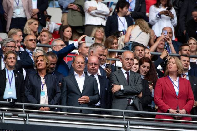 German Chancellor Olaf Scholz SPD , DFB President Bernd Neuendorf, GBR, England vs Germany, Football UEFA Womens EURO 2022, 31 07 2022, Final GBR, England vs Germany, Football UEFA Womens EURO 2022, 31 07 2022, Final London Copyright: xEibner Memmlerx EP_MMR