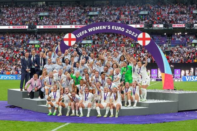 England Women v Germany UEFA WOMEN?S EURO 2022 31 07 2022. Cup Final England Women celebrate winning during the UEFA WOMEN?S EURO 2022 match between England Women and Germany at Wembley Stadium, London, England on 31 July 2022. Editorial use only , Copyright: xNigelxKeenex PSI-15610-0092