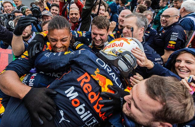 Hungarian F1 GP 2022 - Podium Max Verstappen of Netherland and Oracle Red Bull Racing driver s joy after he won the race at Hungarian Aramco Formula 1 Grand Prix on July 31, 2022 in Mogyorod, Hungary. Mogyorod Hungary  Copyright: xRobertxSzaniszlox originalFilename:szaniszlo-notitle220731_npxRJ.jpg