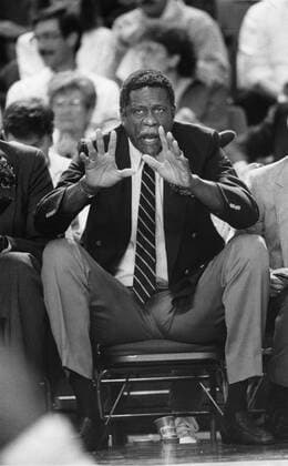 BILL RUSSELL (February 12, 1934 - July 31, 2022) was an American professional basketball player who played as a center for the Boston Celtics of the National Basketball Association NBA, Basketball Herren, USA from 1956 to 1969. A five-time NBA Most Valuable Player and a 12-time NBA All-Star, he was the centerpiece of the Celtics dynasty that won 11 NBA championships during his 13-year career. FILE PHOTO: November 6, 1987, Sacramento, California, USA: Sacramento Kings Head Coach BILL RUSSELL courtside during a game. Sacramento USA - ZUMAs76_ 20081009_mda_s76_009 Copyright: xOwenxBrewerx