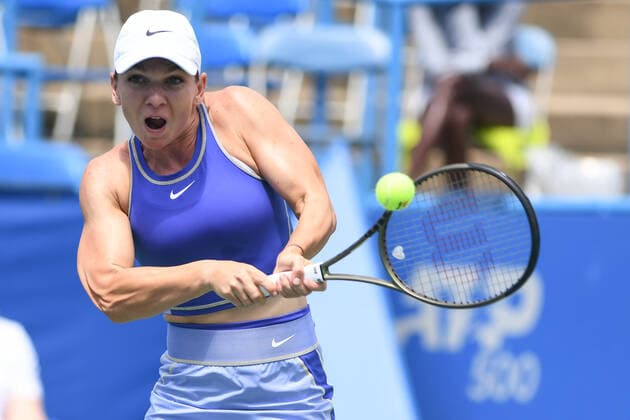 August 1, 2022, Washington, District of Columbia, USA: SIMONA HALEP hits a backhand during her match against Cristina Bucsa at the Rock Creek Tennis Center. Washington USA - ZUMA 20220801_mda_g196_211 Copyright: xKylexGustafsonx