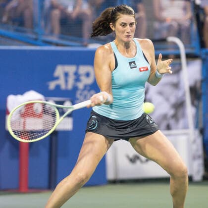 August 1, 2022, Washington, D.C, U.S: REBECCA MARINO hits a forehand during his match against Venus Williams at the Rock Creek Tennis Center. Washington U.S. - ZUMAg196 20220801_zap_g196_023 Copyright: xKylexGustafsonx