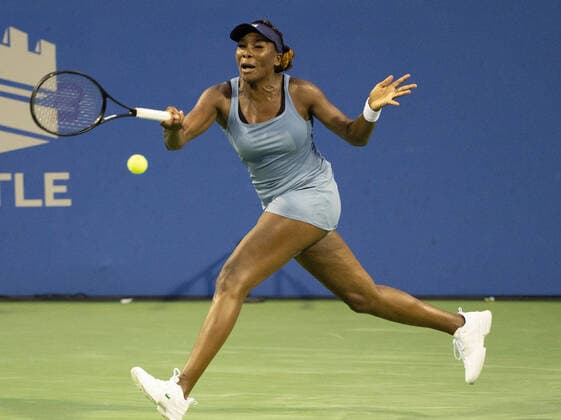 August 1, 2022: Venus Williams (USA) loses to Rebecca Marino (CAN), 4-6, 6-1, 6-4 at CitiOpen being played at Rock Creek Park Tennis Center in Washington, DC, , {USA} Tennisclix CSM Washington, DC USA - ZUMAc04_ 20220801_zaf_c04_109 Copyright: xLesliexBillmanx