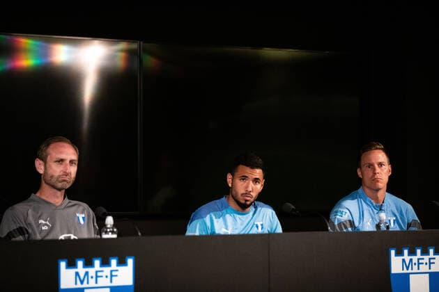 220803 Andreas Georgson, head coach, Sergio Pena and Niklas Moisander sport director during a Press conference session with Malmö FF on August 3, 2022 in Malmö Photo Mathilda Ahlberg BILDBYRAN COP 240 MA0284 football football soccer fotball uefa europa league training practice training malmö ff bbeng,  Copyright: MATHILDAxAHLBERG BB220803BB162