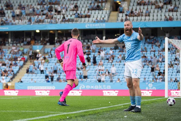 220804 Jo Inge Berget of Malmö FF reacts during the UEFA Europa League qualification match between Malmö FF and Diddeleng on August 4, 2022 in Malmö Photo Mathilda Ahlberg BILDBYRAN COP 240 MA0288 football football soccer fotball uefa europa league kval qualifying round qualification malmö ff diddeleng bbeng dudelange,  Copyright: MATHILDAxAHLBERG BB220804BB169