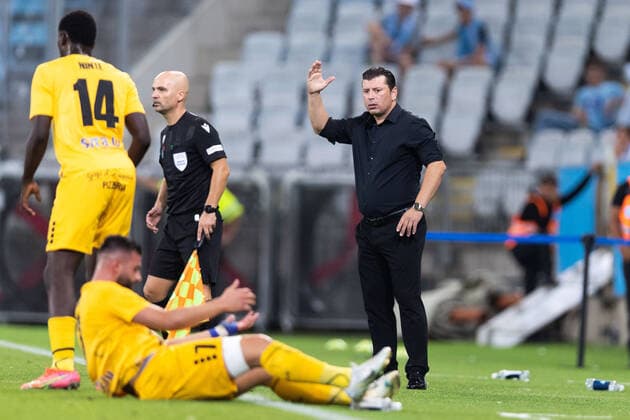 220804 Carlos Fangueiro, head coach of Diddeleng during the UEFA Europa League qualification match between Malmö FF and Diddeleng on August 4, 2022 in Malmö Photo Mathilda Ahlberg BILDBYRAN COP 240 MA0288 fotboll football soccer fotball uefa europa league kval qualifying round qualification malmö ff diddeleng bbeng dudelange,  Copyright: MATHILDAxAHLBERG BB220804BB239