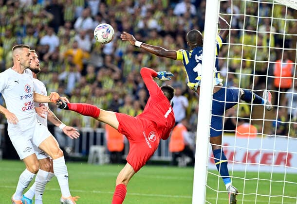 Football, EL Qualifiers, Fenerbahce Istanbul - 1. FC Slovacko Uherske Hradiste