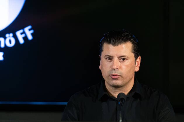 220804 Carlos Fangueiro, head coach of Djurgarden during a press conference after the UEFA Europa League qualification match between Malmö FF and Diddeleng on August 4, 2022 in Malmö Photo Mathilda Ahlberg BILDBYRAN COP 240 MA0288 fotbol football soccer fotball uefa europa league kval qualifying round qualification malmö ff diddeleng bbeng dudelange,  Copyright: MATHILDAxAHLBERG BB220804BB292