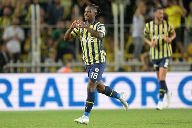 ISTANBUL Lincoln Henrique of Fenerbahce SK celebrating he goal during the UEFA Europa League third qualifying round match between Fenerbahce SK and 1 FC Slovacko at Fenerbahce Sukru Saracoglu Stadium on August 4, 2022 in Istanbul, Turkey ANP Dutch Height UEFA Europa League, Third Qualifying Round, First Leg 2022 2023 xVIxANPxSportx xGerritxvanxKeulenxIVx 452685402 originalFilename: 452685402.jpg