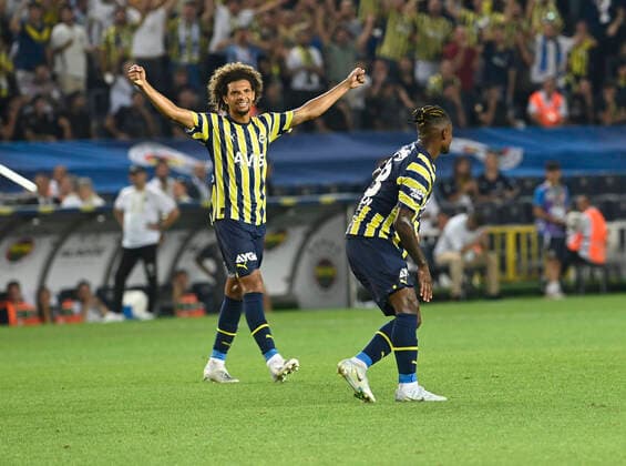 Willian Arao (5) and Lincoln Henrique Oliveira dos Santos of Fenerbahce SK during the UEFA Europa League Third Qualifying Round first Leg match between Fenerbahce SK and FC Slovacko at Ulker Stadium in Istanbul Turkey on August 04 , 2022. ( Photo by Seskimphoto ) 
