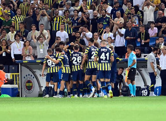 Fenerbahce SK players celebrates for Lincoln Henrique Oliveira dos Santos s goal during the UEFA Europa League Third Qualifying Round first Leg match between Fenerbahce SK and FC Slovacko at Ulker Stadium in Istanbul Turkey on August 04 , 2022. ( Photo by Seskimphoto ) 