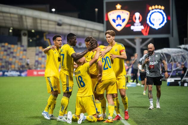 August 4, 2022, Maribor, Slovenia: Bojan Radulovic (No.18) of HJK Helsinki celebrates a goal with his teammates during the UEFA Europa League third qualifying round, first leg match at the Stadion Ljudski vrt in Maribor..Final score: NK Maribor 0:2 HJK Helsinki Maribor Slovenia - ZUMAs197 20220804_zaa_s197_120 Copyright: xMilosxVujinovicx