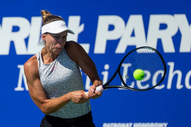 Polish Open - ITF Women s World Tennis Tour Magda Linette (POL) during the ITF Women s World Tennis Tour in Kozerki, Poland, on August 4, 2022. Kozerki Poland  Copyright: xFotoxOlimpikx originalFilename:jastrzebowski-polishop220804_npvYn.jpg